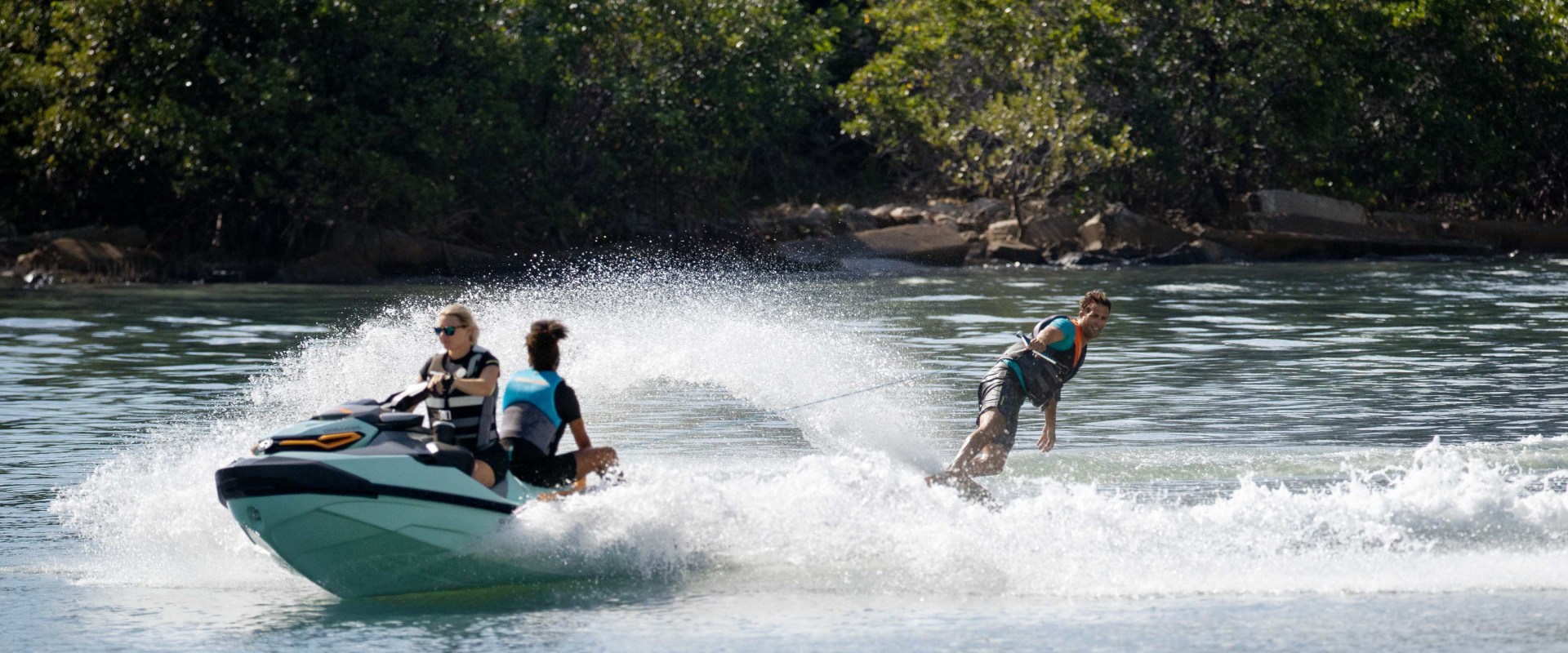 What jet ski can pull a wakeboarder?