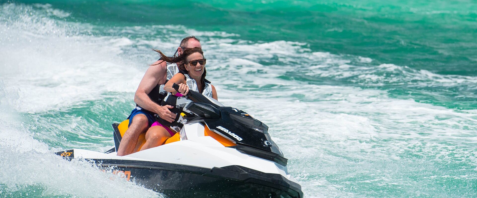 How much do you tip a jet ski tour guide?